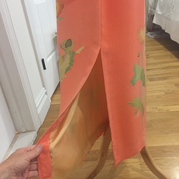 Hand-Painted Silk Gown - Picture 8 of 8